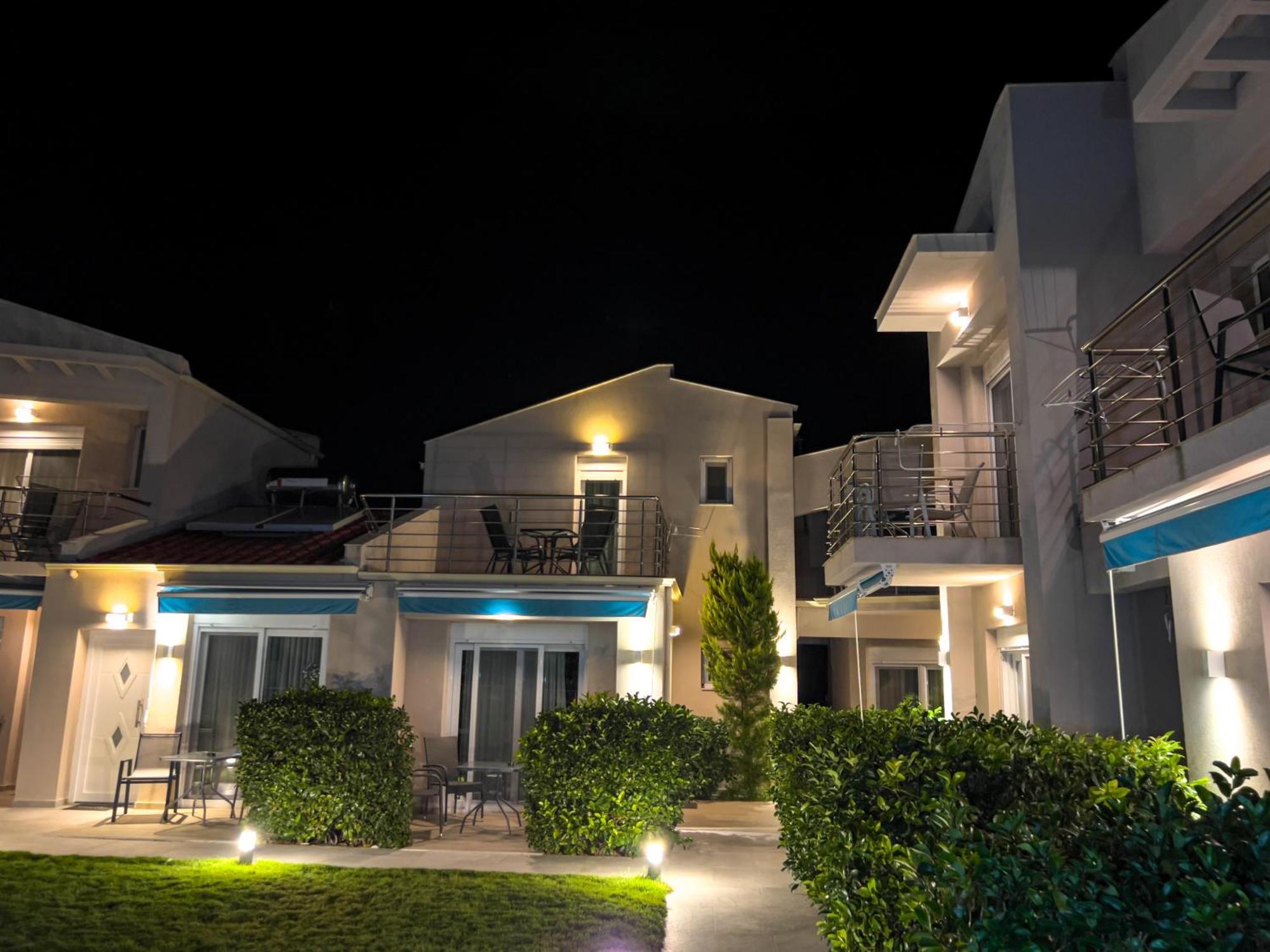 Yalos Beach Maisonettes スカラ・ソティロス エクステリア 写真