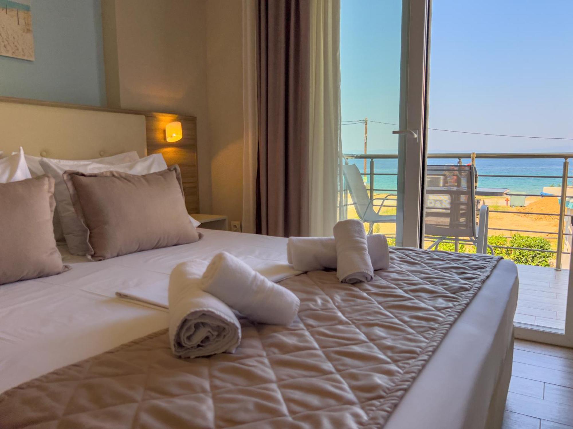 Yalos Beach Maisonettes スカラ・ソティロス エクステリア 写真