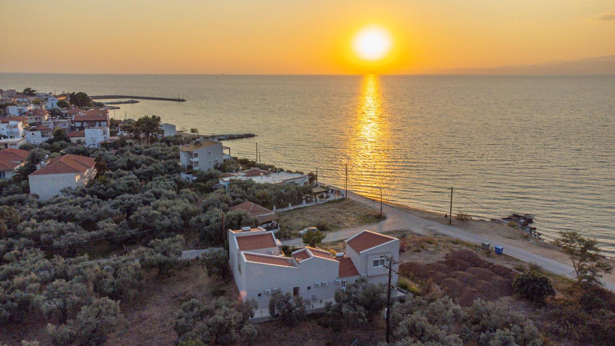 Yalos Beach Maisonettes スカラ・ソティロス エクステリア 写真