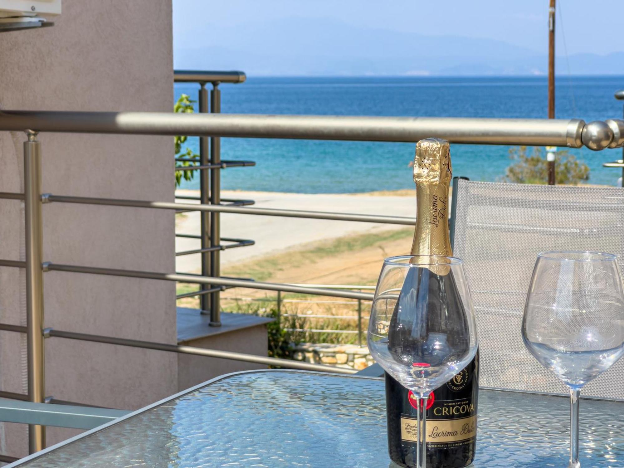 Yalos Beach Maisonettes スカラ・ソティロス エクステリア 写真