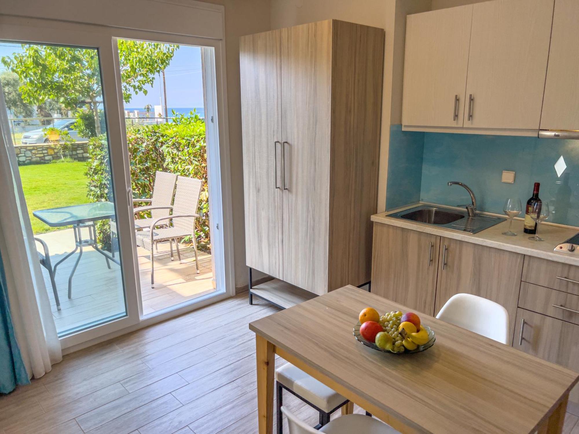 Yalos Beach Maisonettes スカラ・ソティロス エクステリア 写真